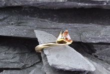 Load image into Gallery viewer, 14K Yellow Gold Oregon Sunstone Ring