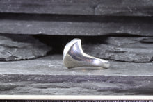 Load image into Gallery viewer, Sterling Silver Fashion Ring, Size 5.75, View #5