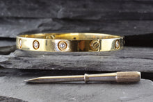 Load image into Gallery viewer, 14K Gold Love Bracelet Set With White Diamonds Including A Silver Screwdriver, View #4
