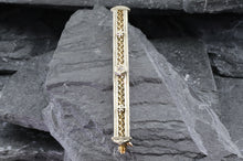 Load image into Gallery viewer, Platinum &amp; Gold Single Diamond Brooch
