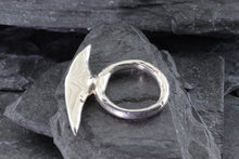 Load image into Gallery viewer, Alpinvita Sterling Silver Ring
