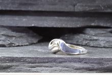 Load image into Gallery viewer, Sterling Silver Fashion Ring, Size 6, View #5
