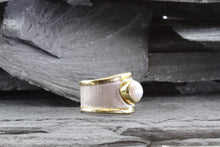 Load image into Gallery viewer, Two Tone Sterling Silver Satin &amp; Polished Contemporary Ring With One Mabe&#39; Pearl, View #3
